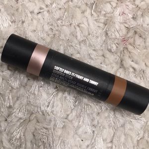 stick contouring mac